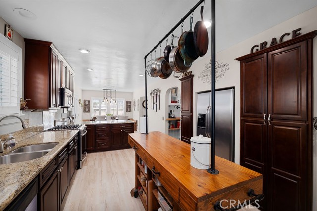 Image 8 of 56 For 40178 High  