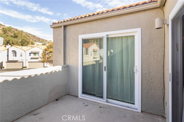 Detail Gallery Image 21 of 26 For 22375 Mission Cir, Chatsworth,  CA 91311 - 2 Beds | 2/1 Baths