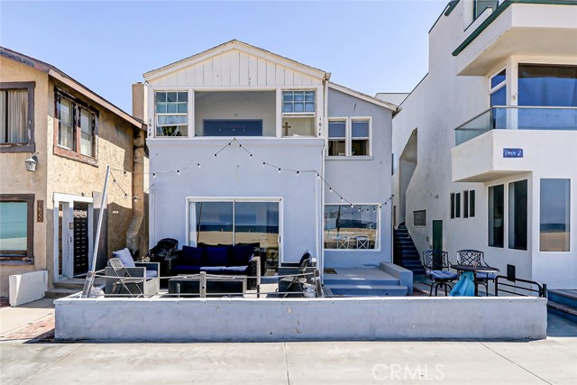 1614 The Strand, Hermosa Beach, California 90254, 4 Bedrooms Bedrooms, ,2 BathroomsBathrooms,Residential,For Sale,The Strand,SB24185632