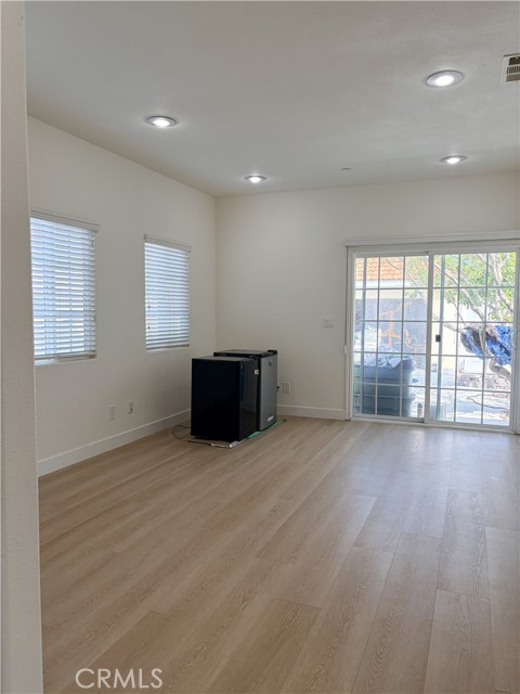 Detail Gallery Image 14 of 49 For 4941 W 130th, Hawthorne,  CA 90250 - 4 Beds | 4 Baths