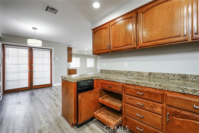 Detail Gallery Image 12 of 34 For 620 W Wilson Ave a,  Glendale,  CA 91203 - 3 Beds | 2/1 Baths