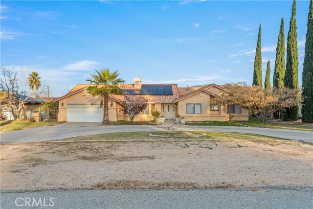 Detail Gallery Image 2 of 53 For 7503 Pismo, Hesperia,  CA 92345 - 4 Beds | 2 Baths