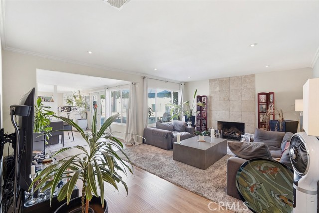 Detail Gallery Image 8 of 40 For 20241 Galway Ave, Carson,  CA 90746 - 4 Beds | 2 Baths