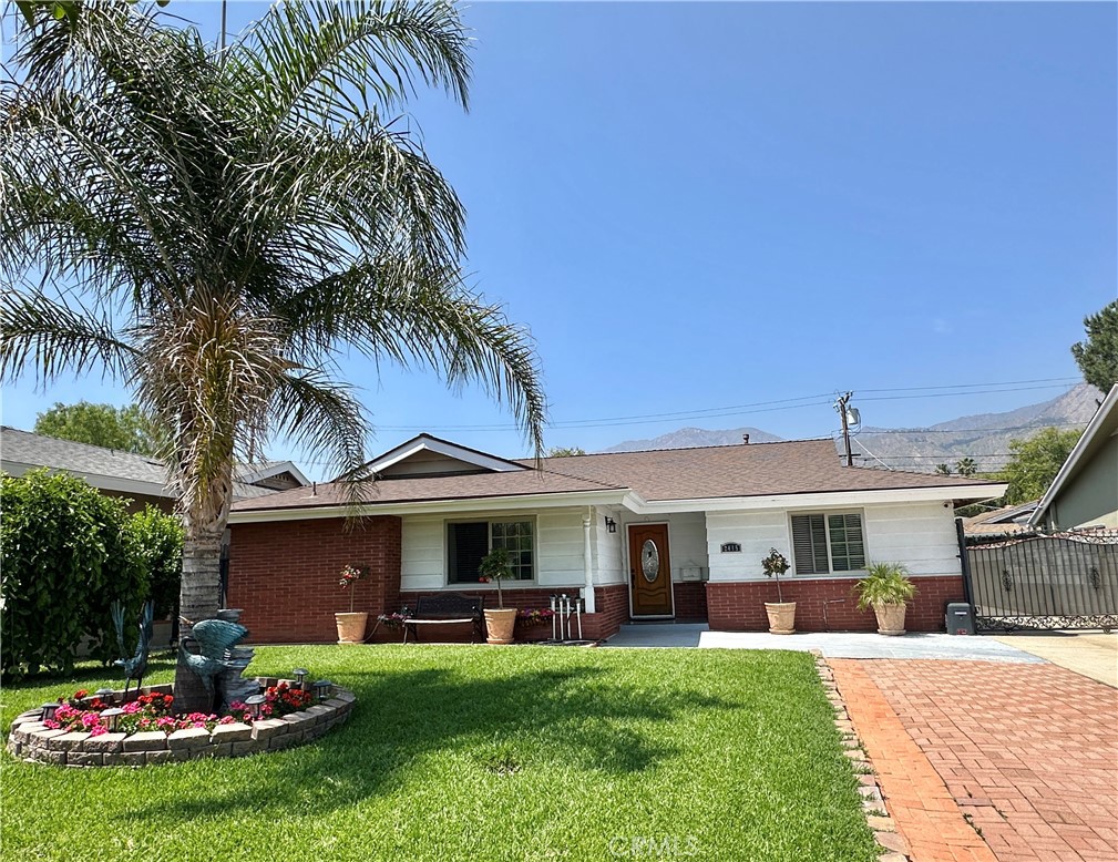 2415 Casa Grande Street