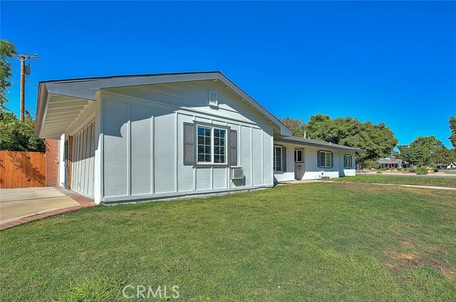 Detail Gallery Image 2 of 31 For 340 W Caroline St, Ontario,  CA 91762 - 7 Beds | 4 Baths
