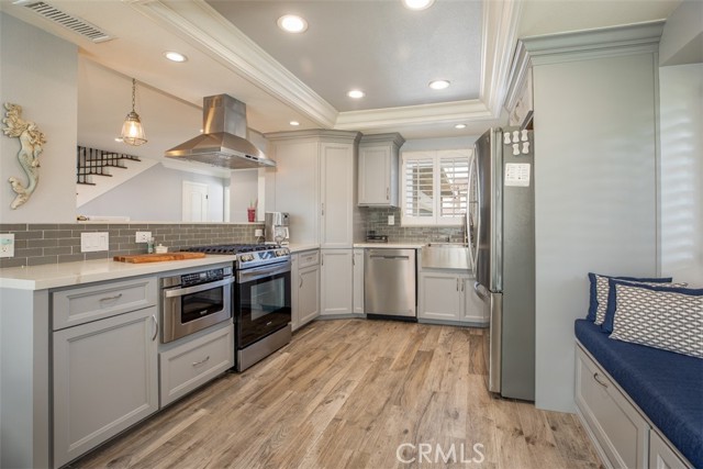 7892 Southwind Circle, Huntington Beach CA: https://media.crmls.org/medias/21ca4116-1b5c-4851-b3c3-af1be87280cc.jpg