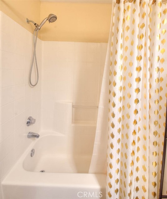 Detail Gallery Image 32 of 49 For 12437 Goldstone, Victorville,  CA 92392 - 3 Beds | 2 Baths