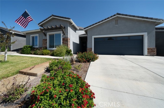 825 Spring W Street, Madera CA: https://media.crmls.org/medias/21cacf54-c624-4780-b136-d077dfb4d4b5.jpg