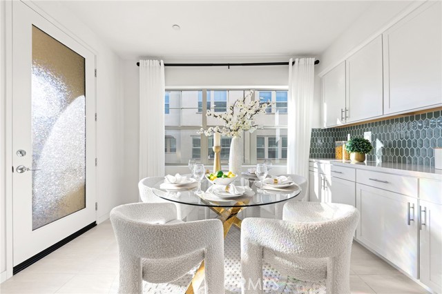 Detail Gallery Image 14 of 39 For 200 Winterbrook, Lake Forest,  CA 92610 - 2 Beds | 2/1 Baths