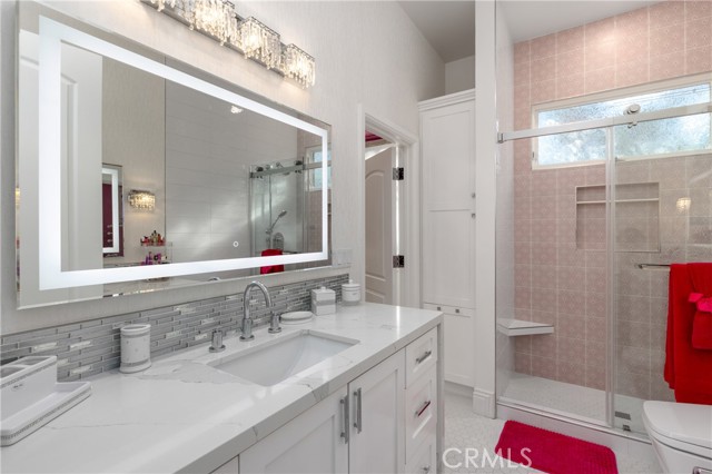 Image 41 of 70 For 8 Palomino  