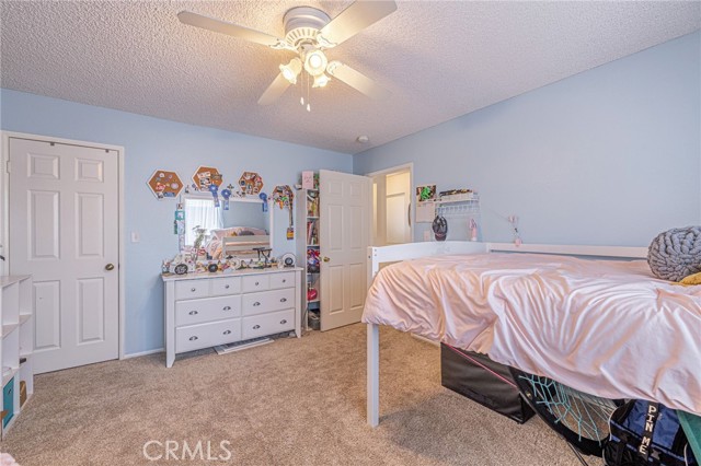 43840 Bobby Jones Drive, Lancaster CA: https://media.crmls.org/medias/21cd892a-78cf-4e70-b2d4-c9054d931878.jpg