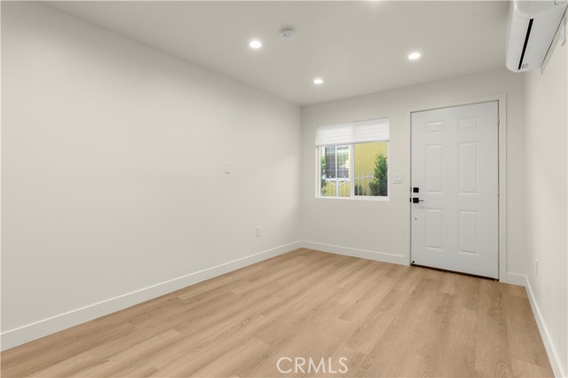 8759 Snowden Ave. photo 32