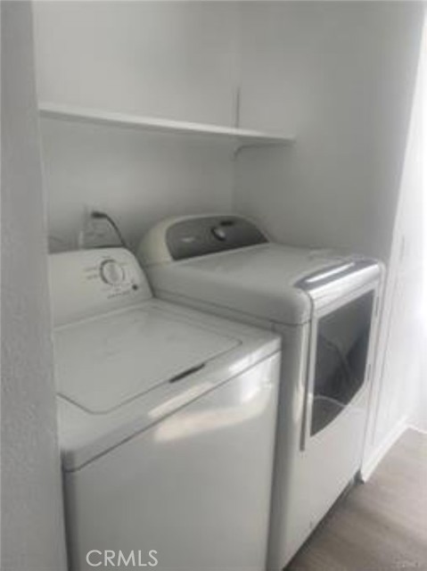 18411 HATTERAS, Tarzana CA: https://media.crmls.org/medias/21d00ef6-1713-40dc-a2d3-f49a4f5b6af1.jpg