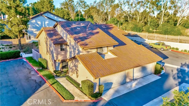 Detail Gallery Image 1 of 38 For 2405 Plaza De, Fullerton,  CA 92833 - 3 Beds | 2/1 Baths