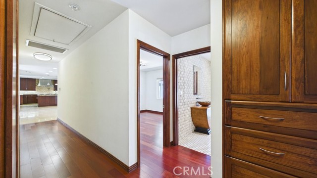 Detail Gallery Image 28 of 62 For 165 Cumberland Rd, Glendale,  CA 91202 - 3 Beds | 2/1 Baths