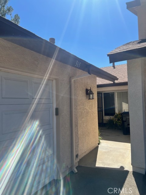 28325 Seco Canyon Road, Saugus CA: https://media.crmls.org/medias/21d1fda1-ed9b-4da7-acaa-eaa3ea2a7683.jpg