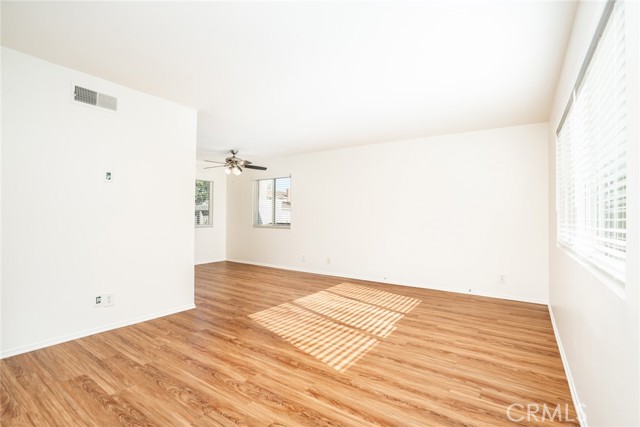 Detail Gallery Image 9 of 32 For 8162 Eastport Dr, Huntington Beach,  CA 92646 - 1 Beds | 1 Baths