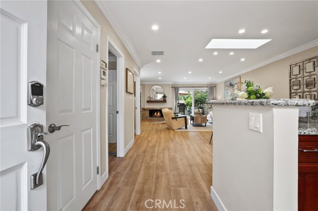 Detail Gallery Image 4 of 48 For 77 Seton Rd, Irvine,  CA 92612 - 3 Beds | 2 Baths