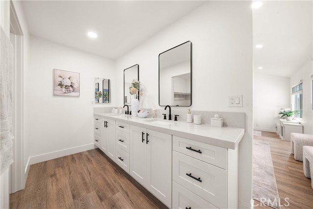 Detail Gallery Image 41 of 53 For 17 Blazing Star, Irvine,  CA 92604 - 4 Beds | 3 Baths