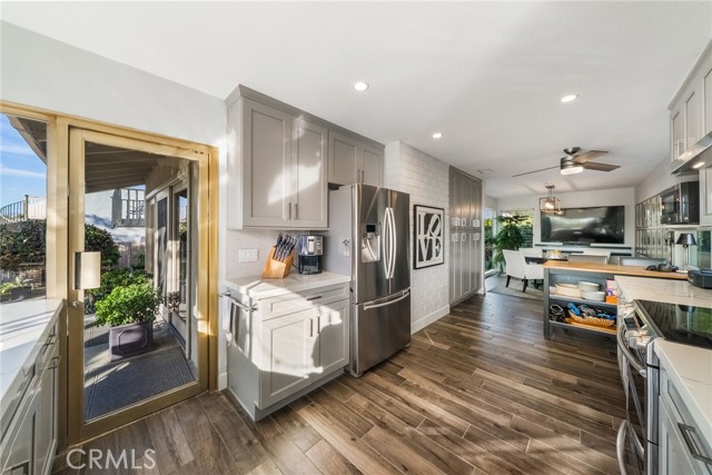 Image 23 of 70 For 24811 Spadra