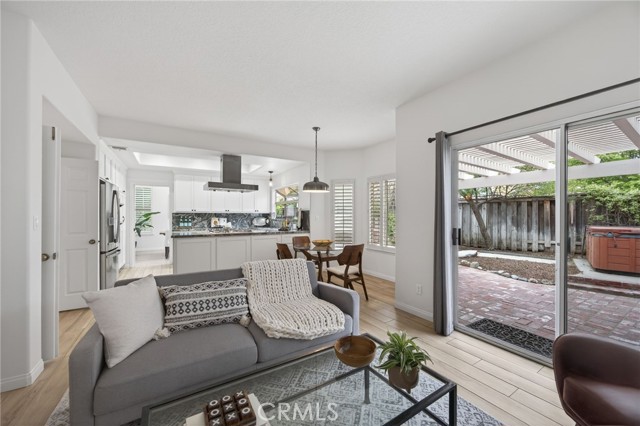 Detail Gallery Image 19 of 40 For 26607 Marigold Ct, Calabasas,  CA 91302 - 3 Beds | 2/1 Baths