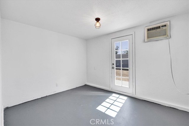 73028 Manana Drive, 29 Palms CA: https://media.crmls.org/medias/21d30b34-290e-48a6-89ac-ef49202a05a9.jpg