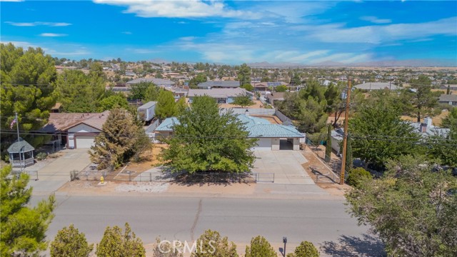 Detail Gallery Image 4 of 66 For 18570 Westlawn St, Hesperia,  CA 92345 - 4 Beds | 3 Baths