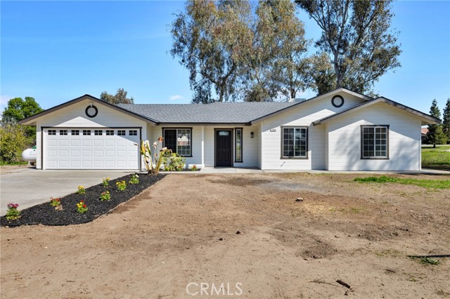 Detail Gallery Image 1 of 26 For 17825 Short Rd, Madera,  CA 93638 - 3 Beds | 1/1 Baths