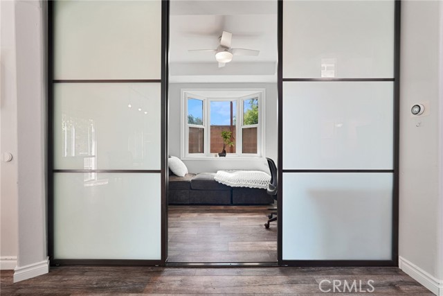 Detail Gallery Image 12 of 48 For 9400 1/2 Noble, North Hills,  CA 91343 - 5 Beds | 3 Baths