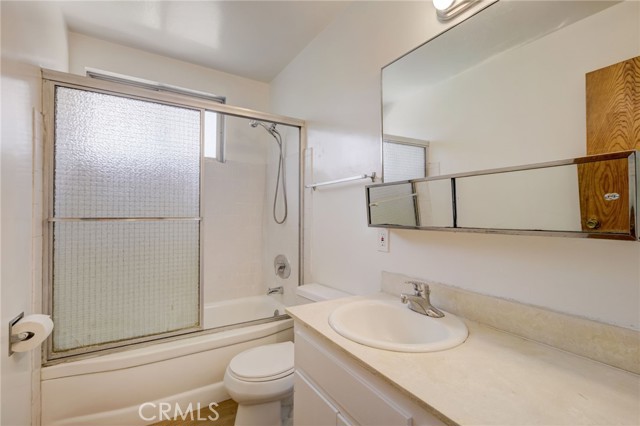 Detail Gallery Image 14 of 32 For 241 S Avenue 57 #212,  Los Angeles,  CA 90042 - 2 Beds | 2 Baths