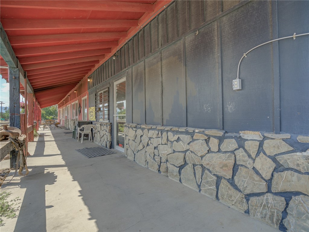 180 E Webb Street, Montague, California 96064, ,Commercial Sale,For Sale,180 E Webb Street,CRSN23146391