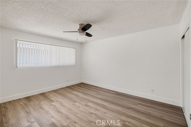 11726 Freeman Avenue, Hawthorne CA: https://media.crmls.org/medias/21d63ee0-3a33-4d90-817a-d7bf73e5df4b.jpg