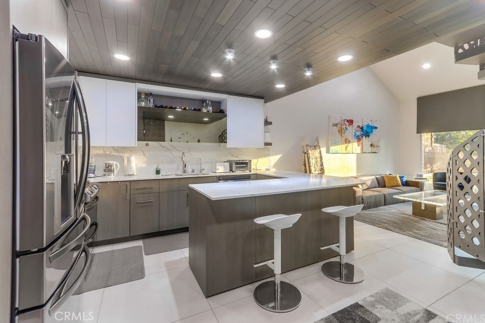 2727 Pine Creek Circle