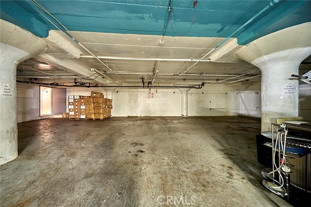 261 S Kenmore Ave, Los Angeles, CA, 90004 261 S Kenmore Ave, Los Angeles, CA, 90004