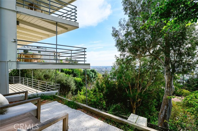 Detail Gallery Image 31 of 33 For 8448 Franklin, Los Angeles,  CA 90069 - 4 Beds | 3/1 Baths