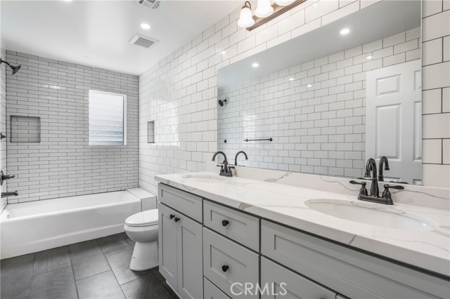 20361 Adkinson Lane, Trabuco Canyon CA: https://media.crmls.org/medias/21d8b361-ed4b-4ebd-a6f7-b76db8c573d5.jpg