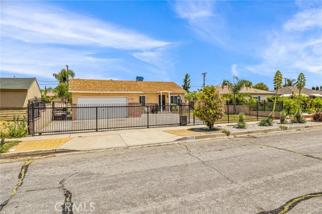 Image 2 for 17338 Fairview Rd, Fontana, CA 92336