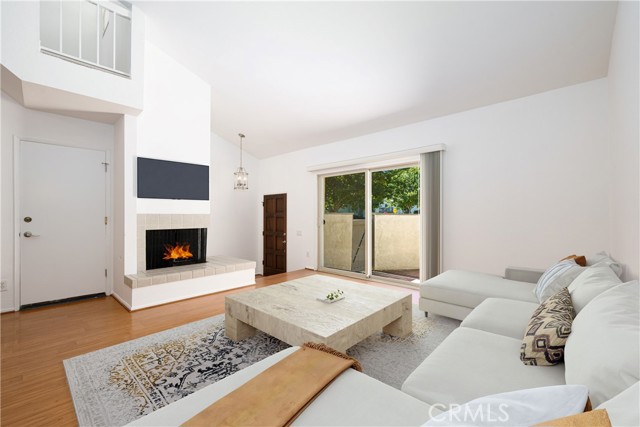 Detail Gallery Image 6 of 45 For 5 Starshine #3,  Irvine,  CA 92603 - 3 Beds | 2/1 Baths