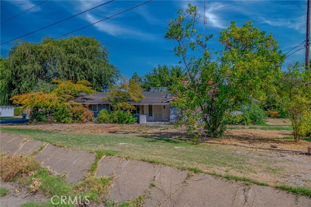 Detail Gallery Image 3 of 47 For 1165 W North Bear Creek Dr, Merced,  CA 95348 - 3 Beds | 2/1 Baths