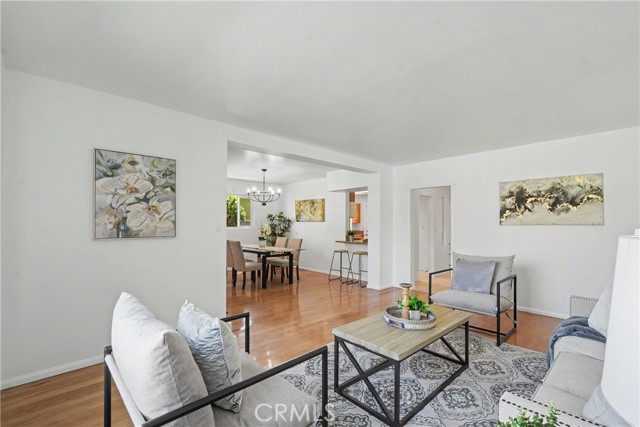 Detail Gallery Image 9 of 45 For 4055 Alla Rd, Los Angeles,  CA 90066 - 5 Beds | 3 Baths