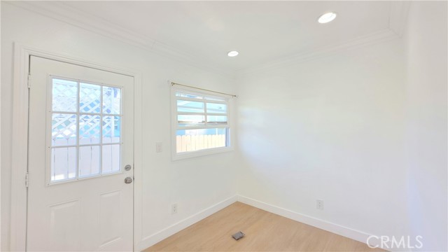 Detail Gallery Image 12 of 18 For 1140 N Park Ave, Pomona,  CA 91768 - 1 Beds | 1 Baths