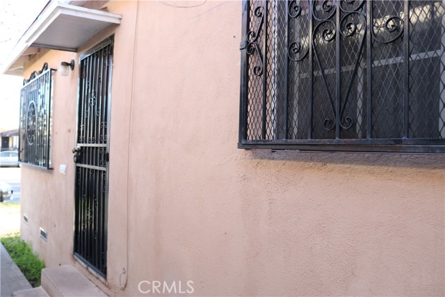 Detail Gallery Image 10 of 22 For 6650 E Olympic Bld, East Los Angeles,  CA 90022 - – Beds | – Baths