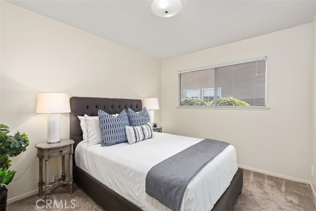 Detail Gallery Image 23 of 28 For 15921 Dundalk Ln, Huntington Beach,  CA 92647 - 4 Beds | 2 Baths