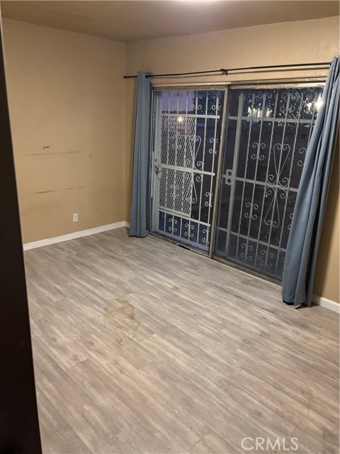 Detail Gallery Image 5 of 8 For 3838 W 176th Ct, Torrance,  CA 90504 - 3 Beds | 2 Baths