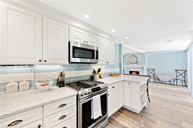 Detail Gallery Image 11 of 28 For 480 Thalia St, Laguna Beach,  CA 92651 - 2 Beds | 2 Baths