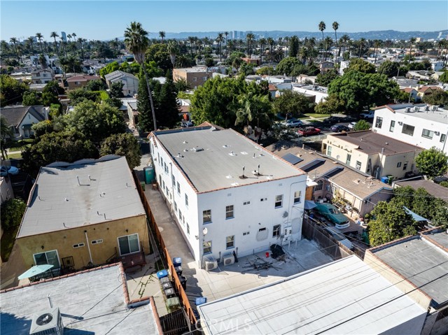 Detail Gallery Image 7 of 56 For 2840 Potomac Ave #1/2,  Los Angeles,  CA 90016 - 2 Beds | 1 Baths