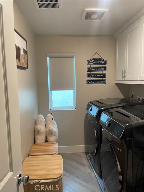 24269 Sonieta Court, Corona CA: https://media.crmls.org/medias/21de3892-6eb0-43b0-a2f9-072e0f5183f0.jpg