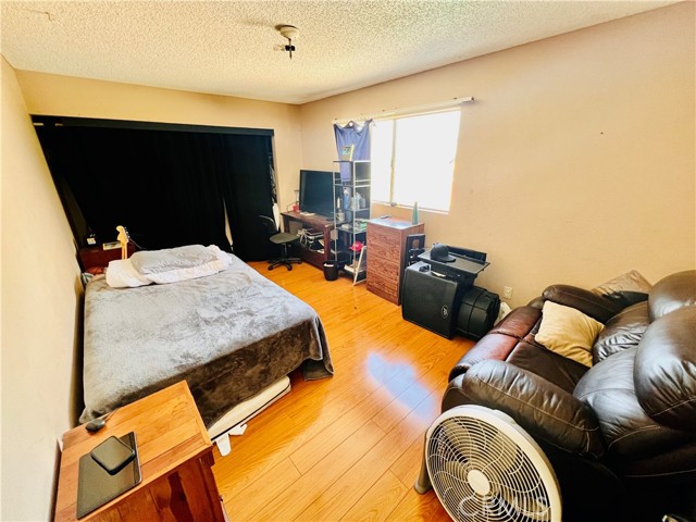 Detail Gallery Image 26 of 39 For 2019 E Piru St, Compton,  CA 90222 - 3 Beds | 1/1 Baths