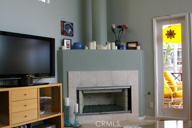 655 Longfellow Avenue, Hermosa Beach, California 90254, 3 Bedrooms Bedrooms, ,2 BathroomsBathrooms,Residential,Sold,Longfellow,S12012664