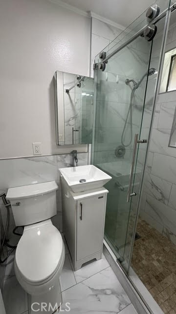 https://media.crmls.org/medias/21df6241-b0a2-40fb-b675-1cd4b3f537b7.jpg?preset=X-Large